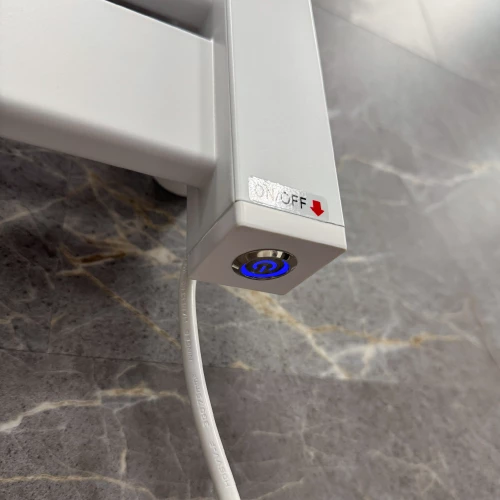 Полотенцесушитель электрический Fixsen Hi-Tech белый FX-7500W 80х50 см