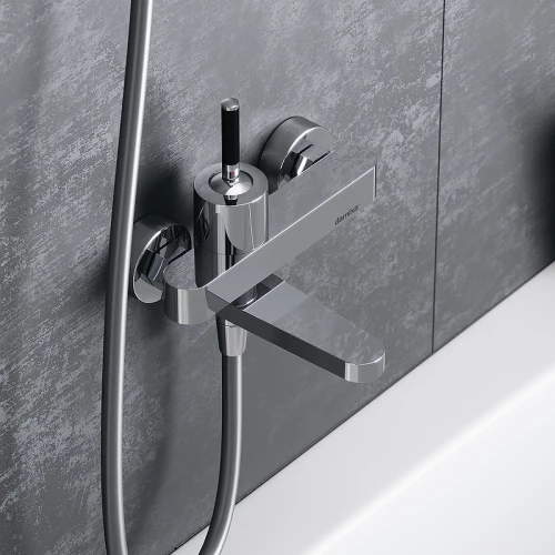 Смеситель для ванны и душа Damixa Arc c поворотным изливом 291000000