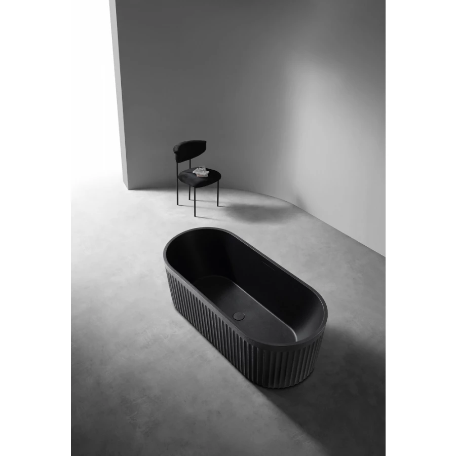 Ванна из искусственного камня Abber Stuttgart черная матовая AM9925B 170х75 см