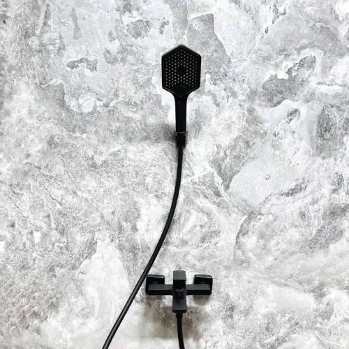 Смеситель для ванны Haiba черный HB60726-7