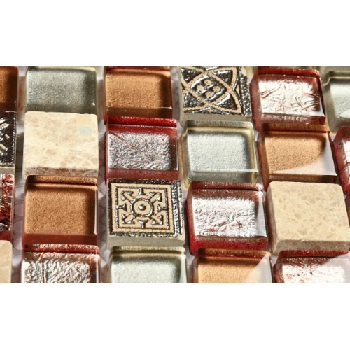 steklyannaya-s-kamnem