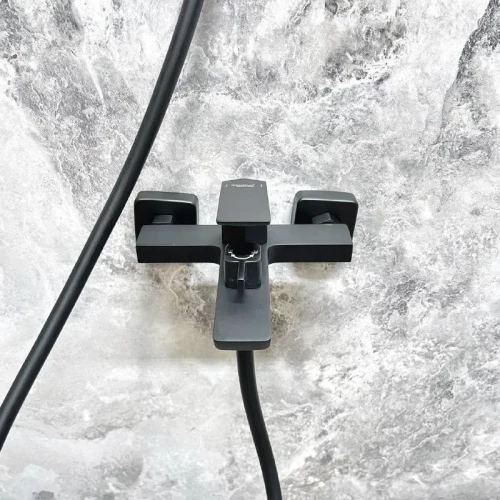 Смеситель для ванны Haiba черный HB60726-7