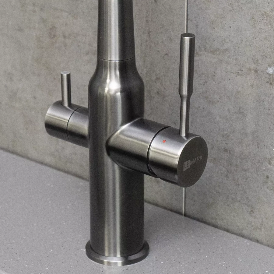 Смеситель Lemark Expert для кухни c гибким изливом с подключением к фильтру с питьевой водой LM5083GMN black