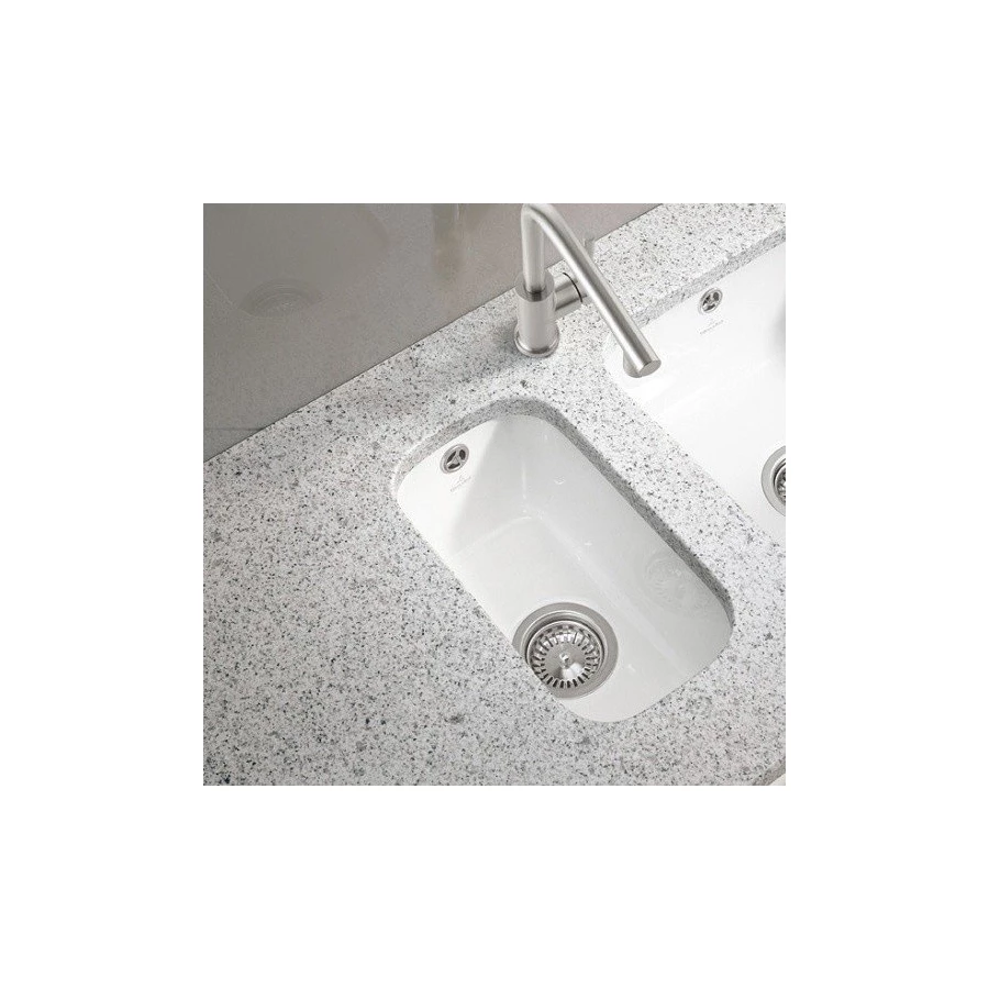 Мойка кухонная для установки под столешницу Villeroy&Boch Cisterna 26 крепеж клапан слива CeramicPlus белый глянцевый 670701KG 26х44 см