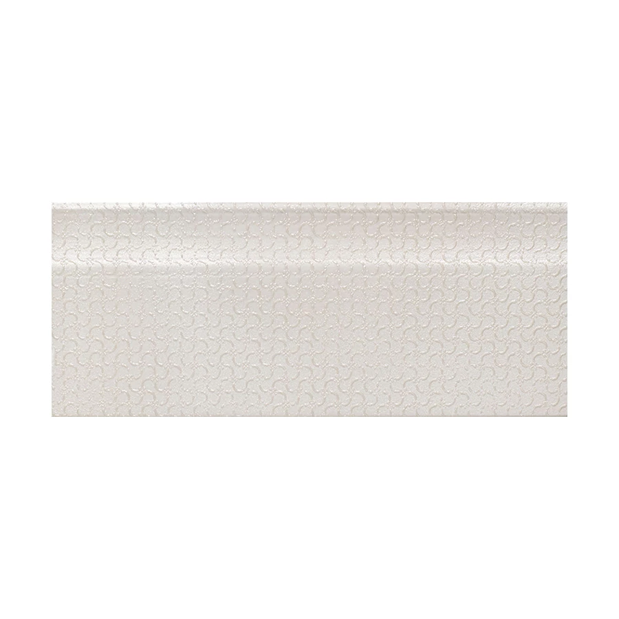 Плинтус Keraben Chic Toussete White Zocalo 30х12,5 см