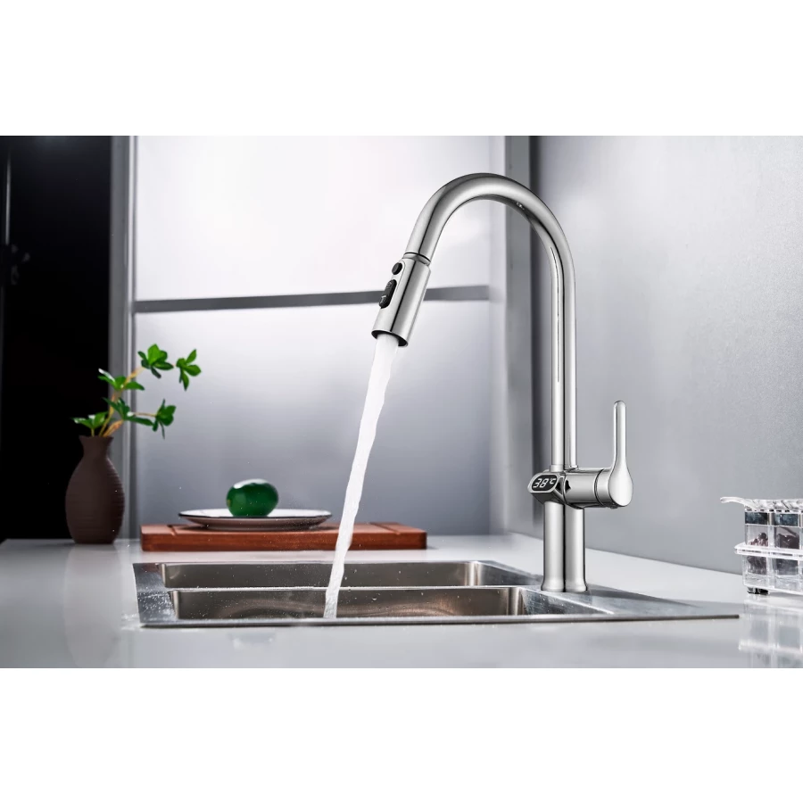 Смеситель Esko для кухни вытяжной с дисплеем K15 LED